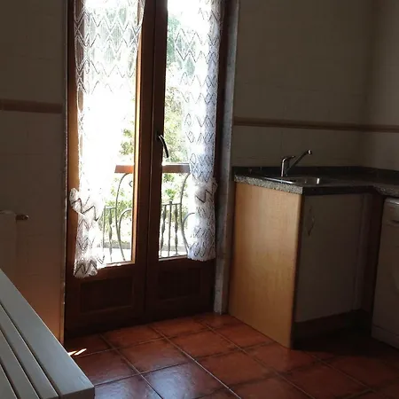 Casa De La Tila Daire Arenas De Cabrales